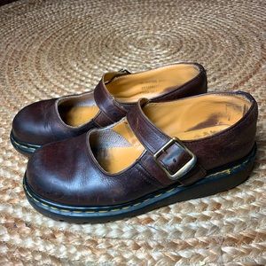 TRU VINTAGE Dr Martens Mary Janes